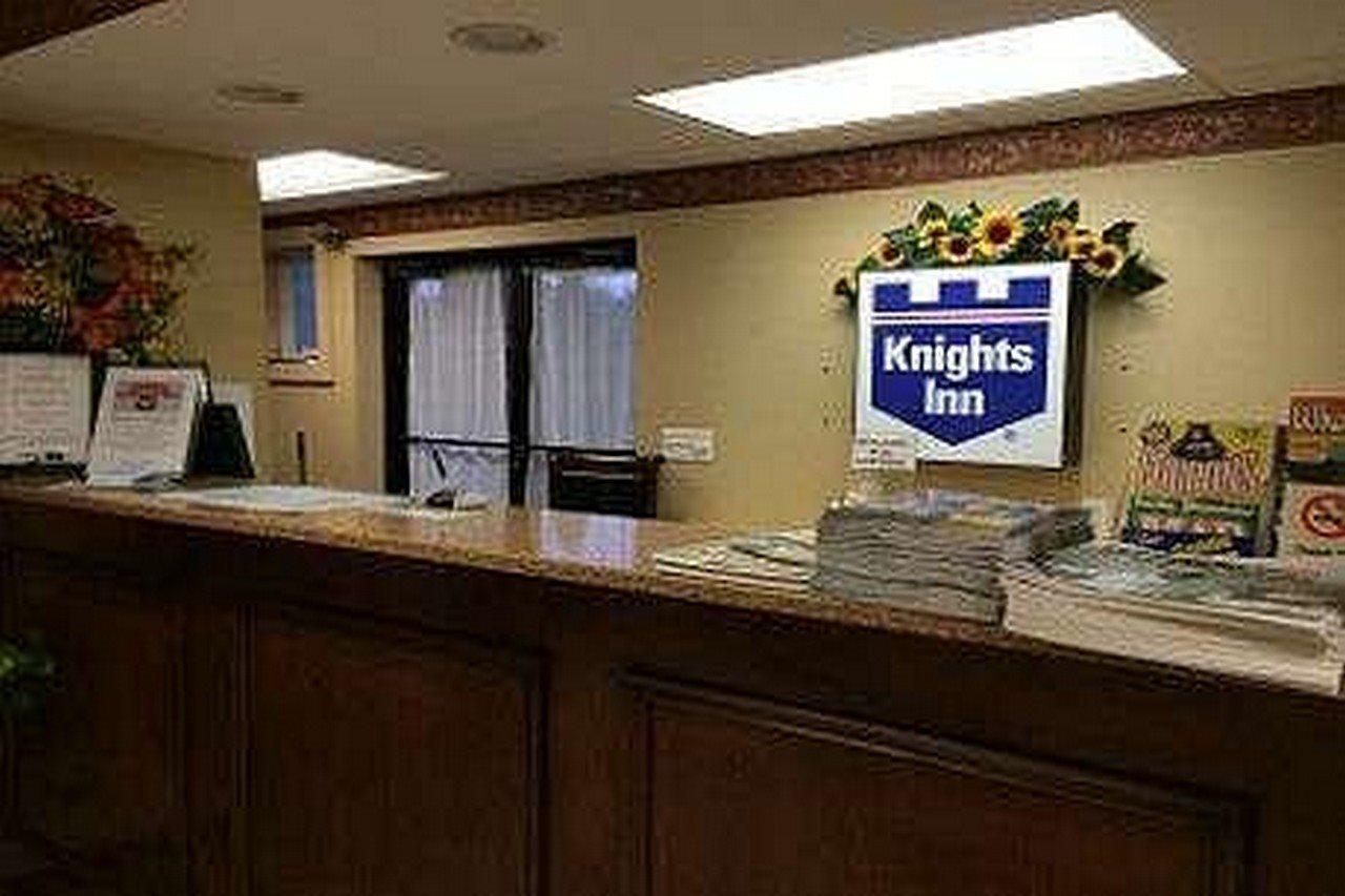Knights Inn Newport Esterno foto