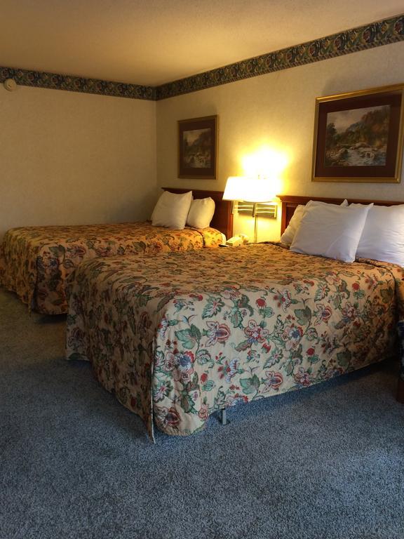 Knights Inn Newport Esterno foto