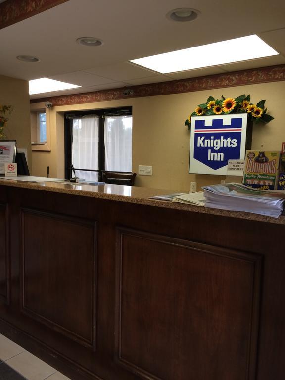 Knights Inn Newport Esterno foto